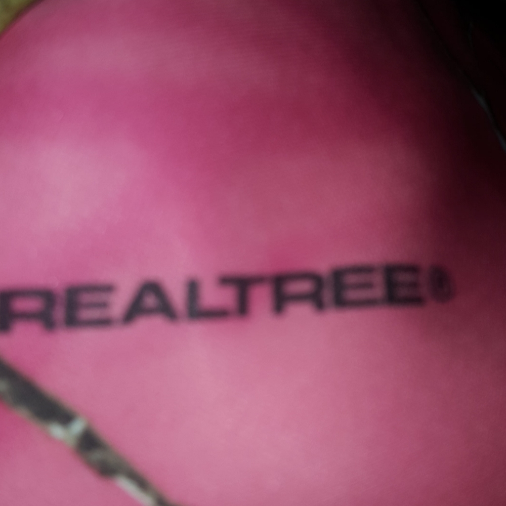 Realtree beanie - Picture 5 of 5